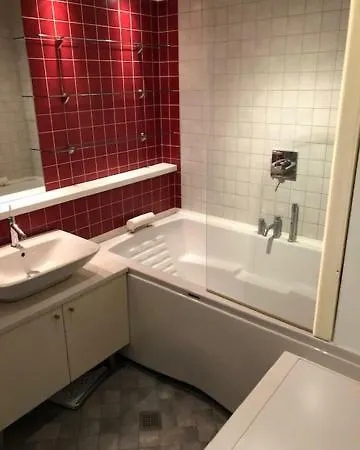 Walking Distance To The City Korter *